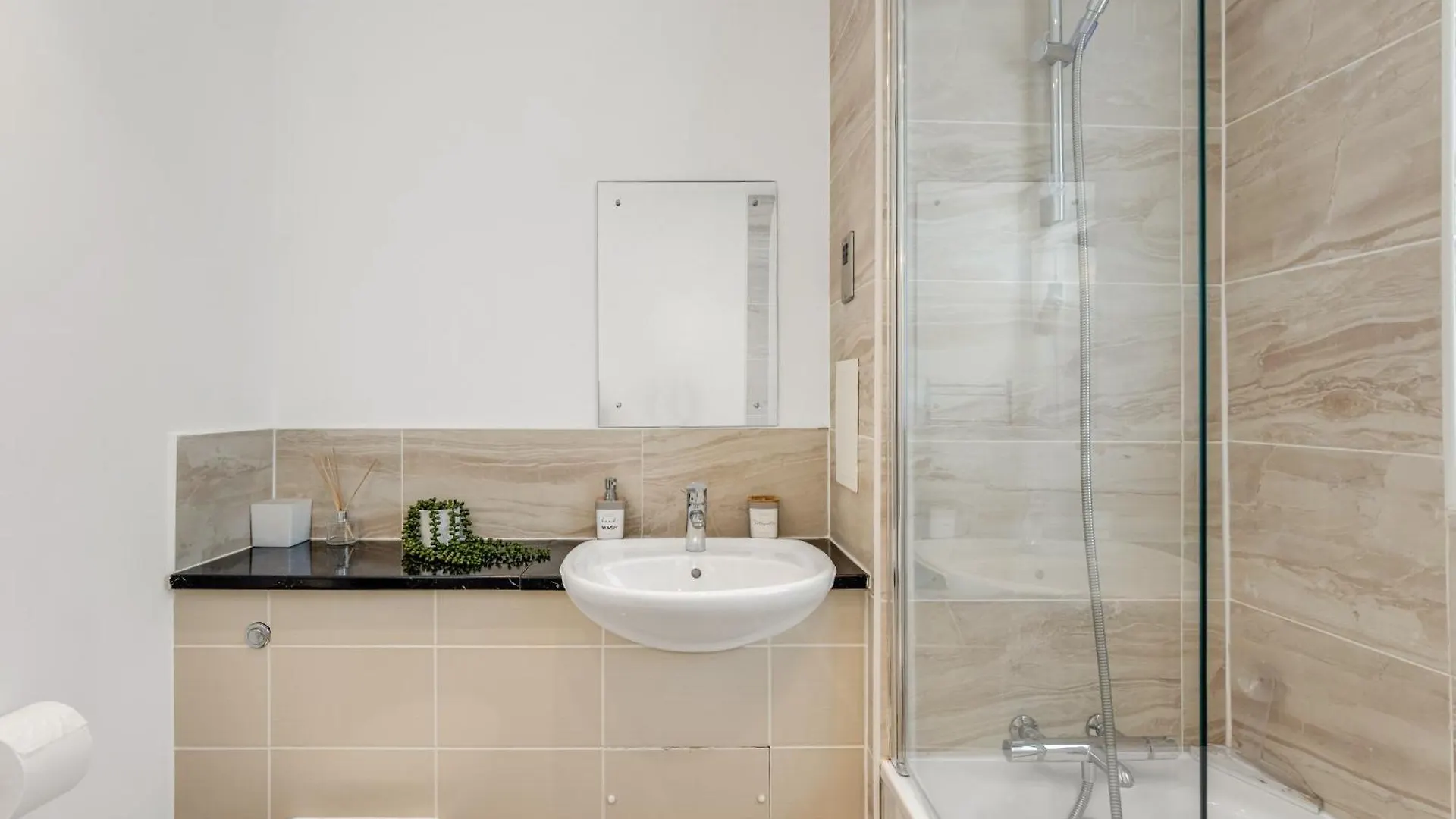 Khayat Homes - The Lekki - One Bed London Apartment